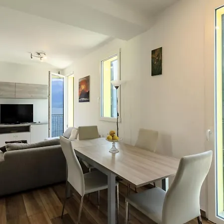 In For 8 波尔托瓦尔特拉瓦利亚